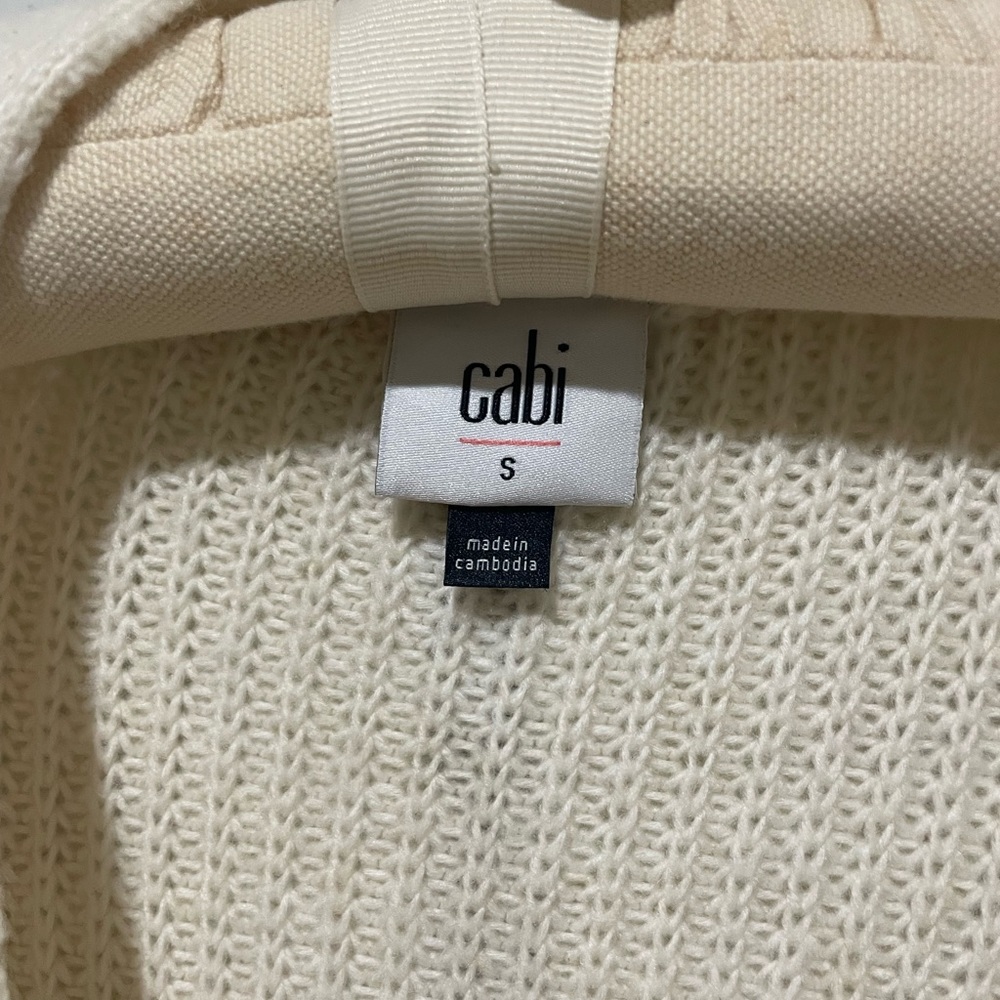 CABI Ivory Cardigan- SM- never worn.